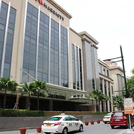One Palm Tree Villas Manila Exterior photo